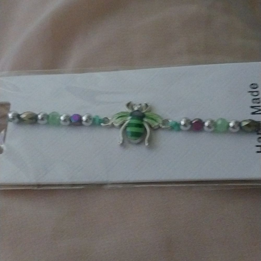 Handmade bee bracelets - Picture 2 of 11
